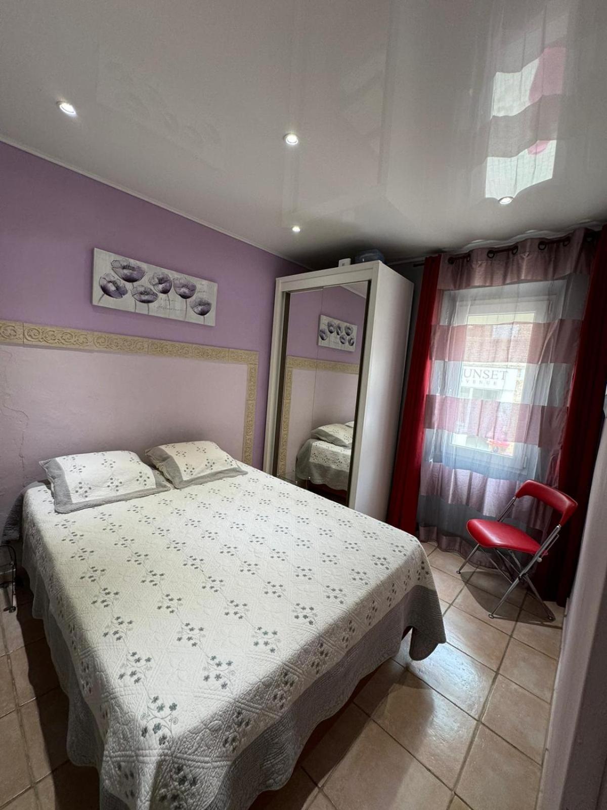 Les Pieds Dans L'Eau Apartment แซ็งต์-ซีร์-ซูร์-แมร์ ภายนอก รูปภาพ